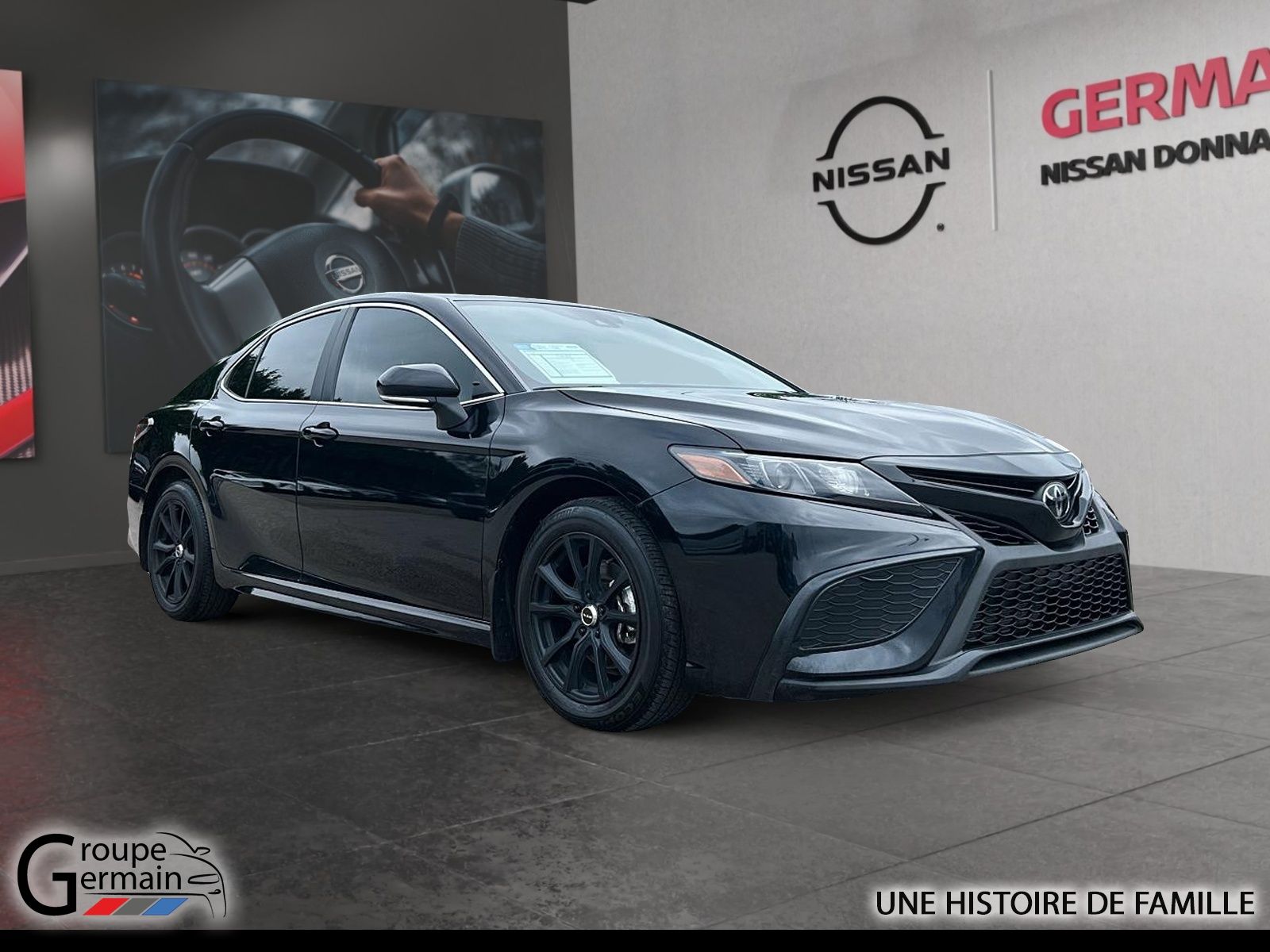 2024 Toyota Camry SE NIGHT SHADE | 8 PNEUS | 8 MAGS |