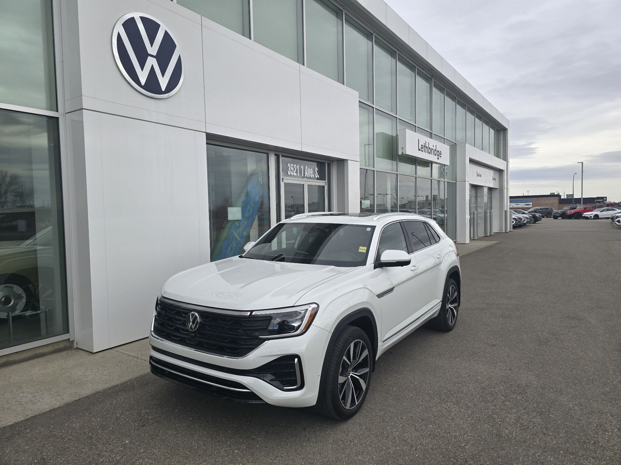 2026 Volkswagen Atlas Cross Sport Execline