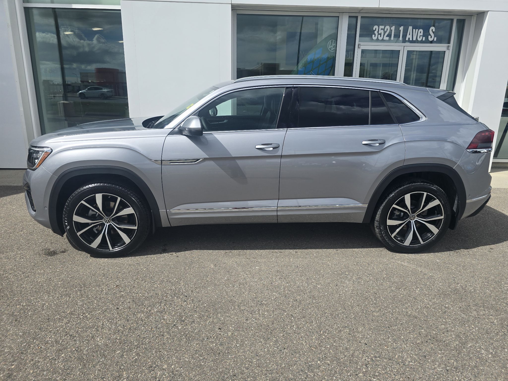 Photo 2026 Volkswagen Atlas Cross Sport Execline #3