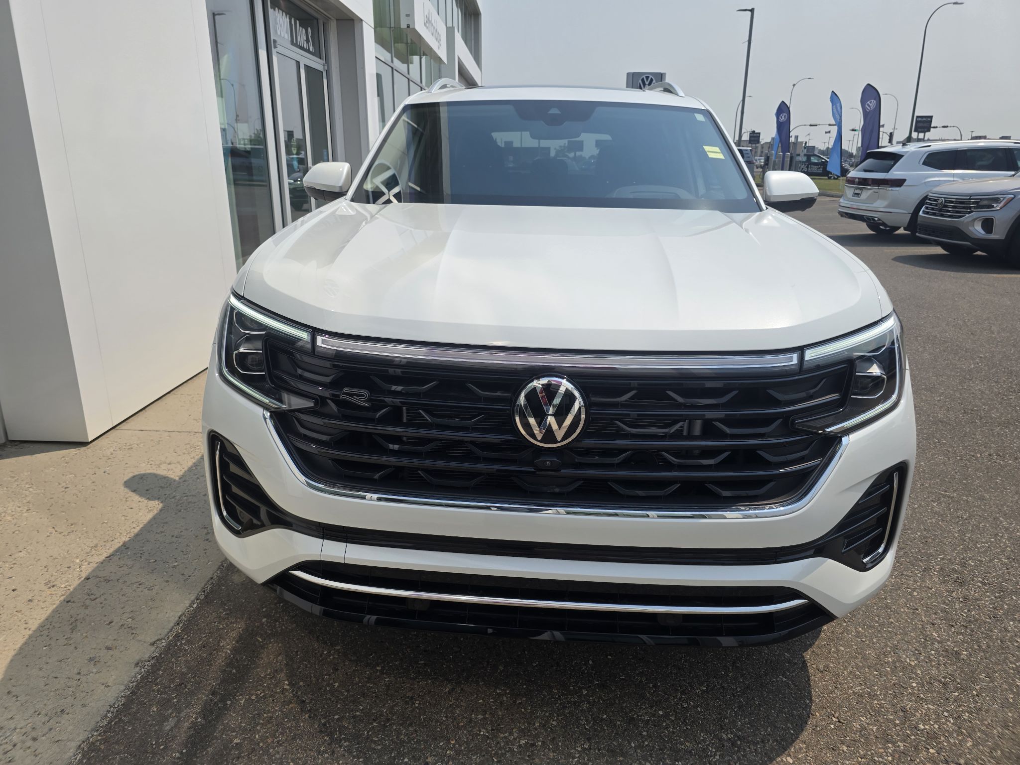 Photo 2026 Volkswagen Atlas Execline #8
