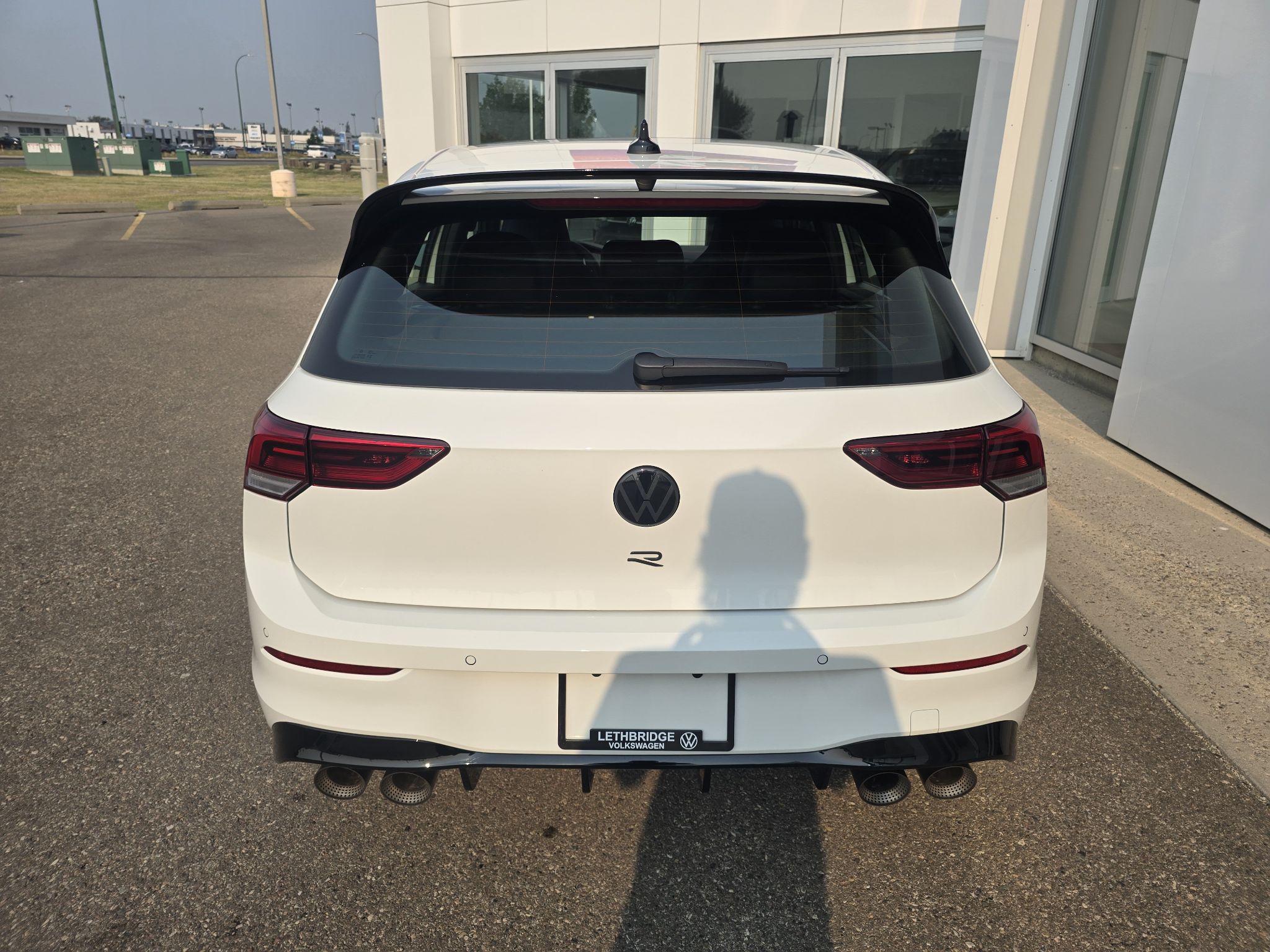 Photo 2026 Volkswagen Golf R R Black Edition 4MOTION #4
