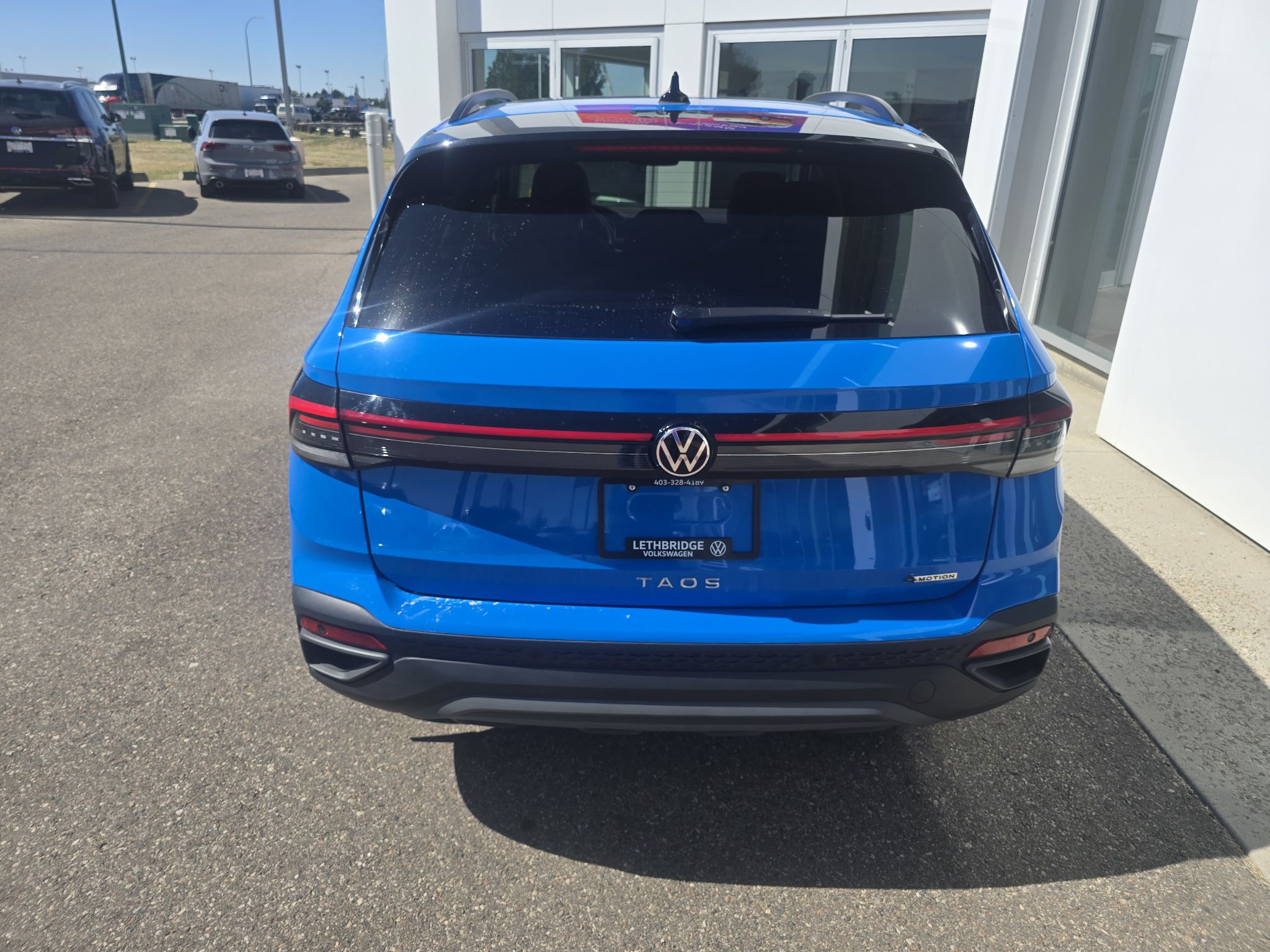 Photo 2026 Volkswagen Taos Comfortline Black Edition 4MOTION #4