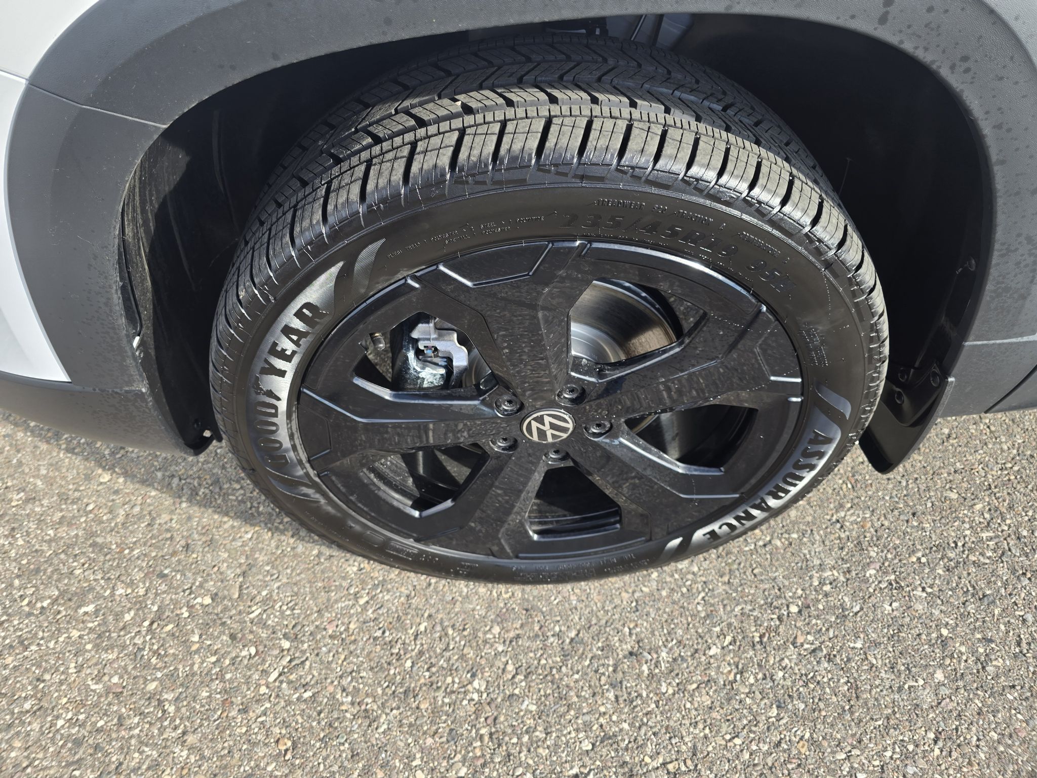 Photo 2027 Volkswagen Taos Comfortline Black Edition 4MOTION #8
