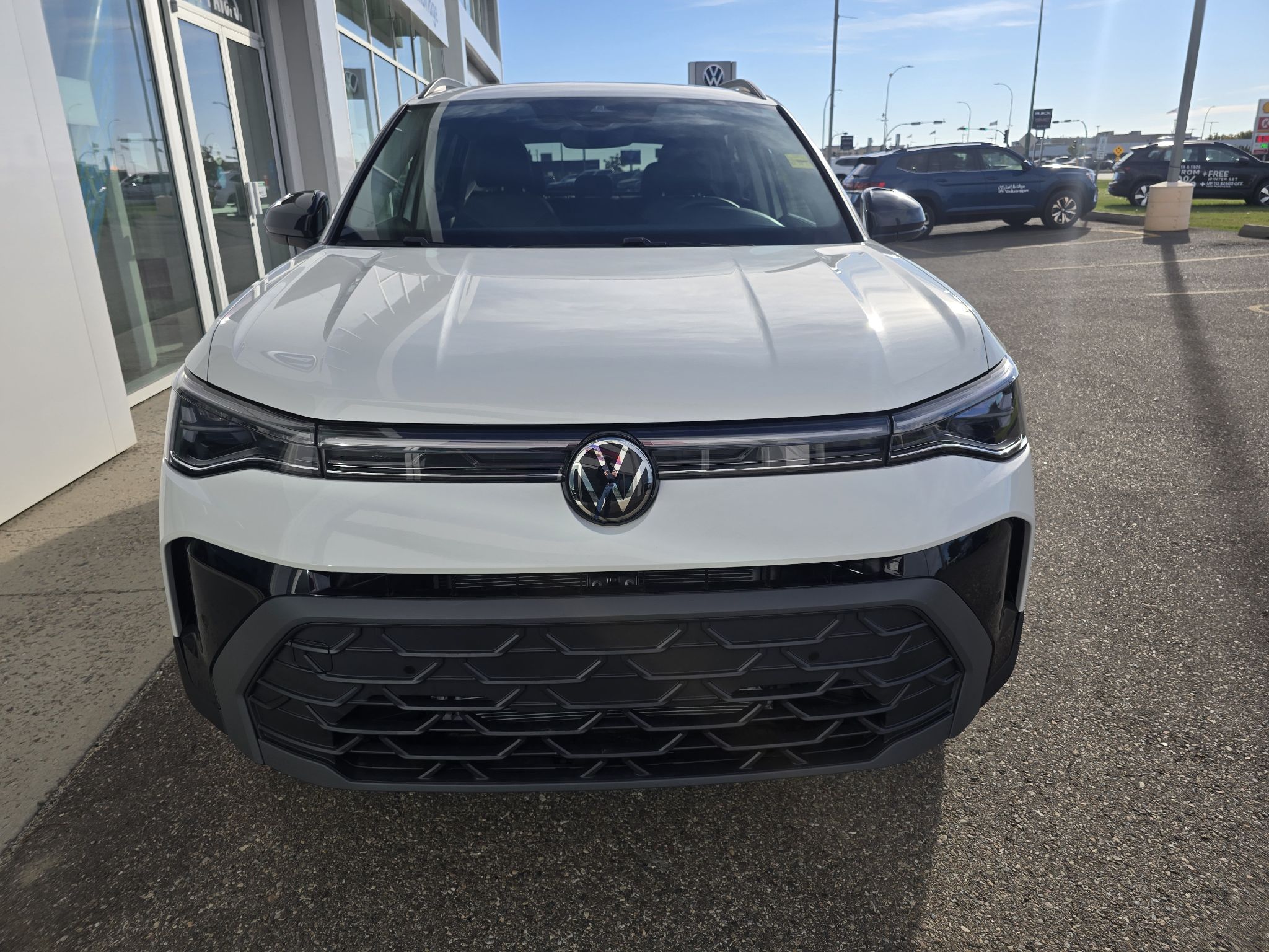 Photo 2027 Volkswagen Taos Comfortline Black Edition 4MOTION #7