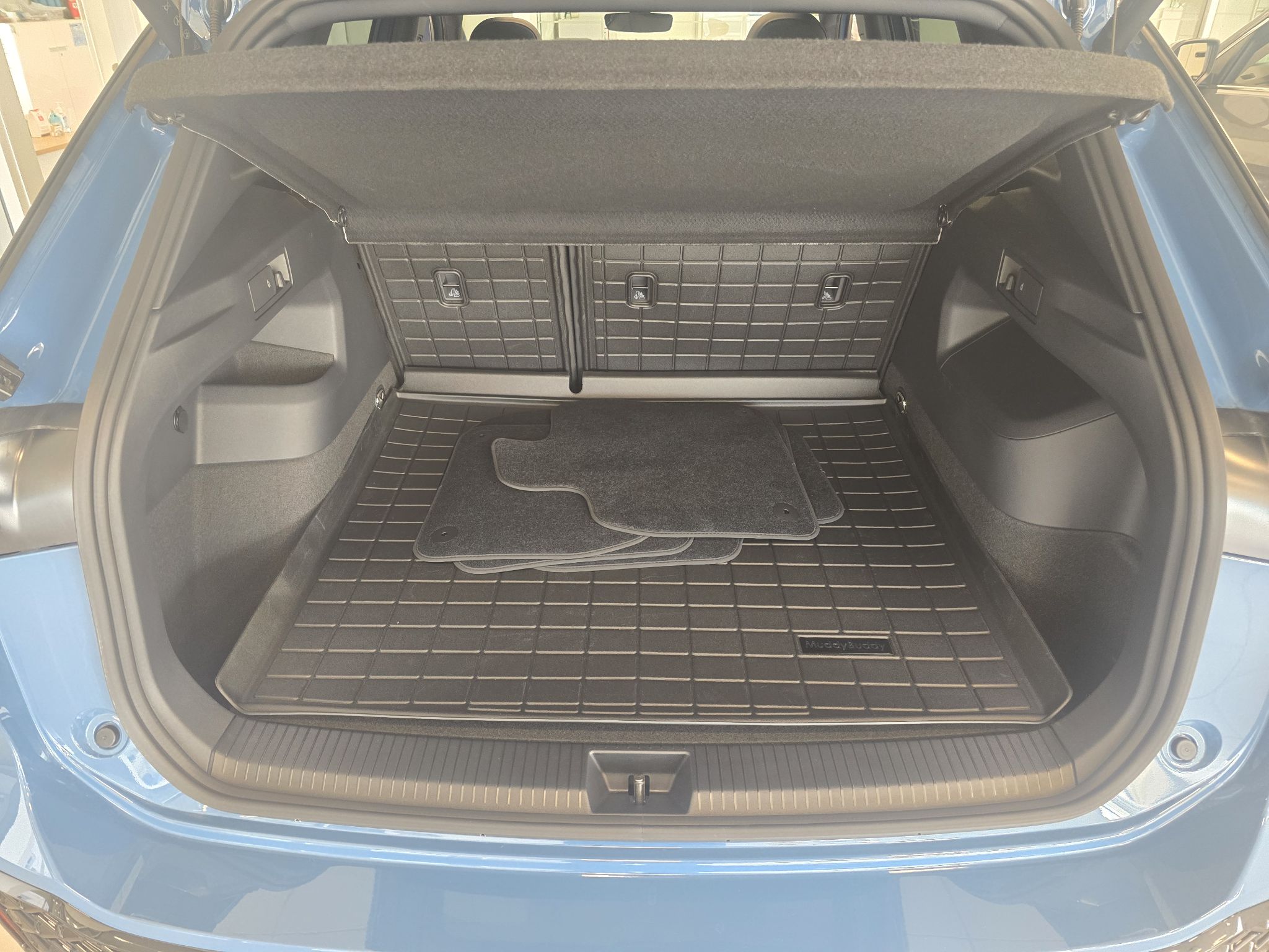 Photo 2026 Volkswagen Tiguan Comfortline R-Line Black Edition 4MOTION #8