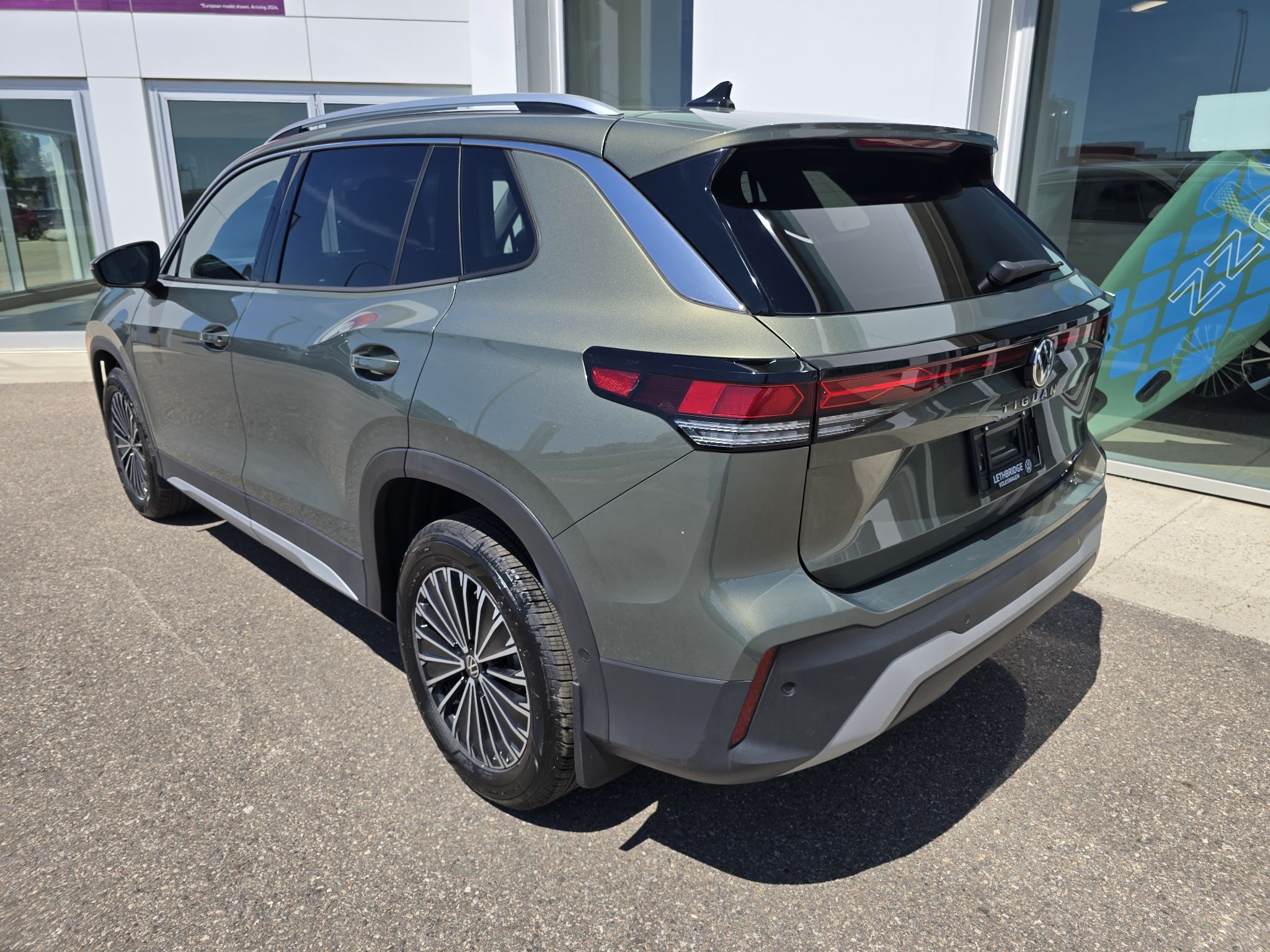 Photo 2026 Volkswagen Tiguan Comfortline 4MOTION #2