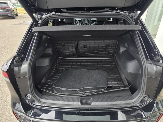 Photo 2026 Volkswagen Tiguan Comfortline R-Line Black Edition 4MOTION #8