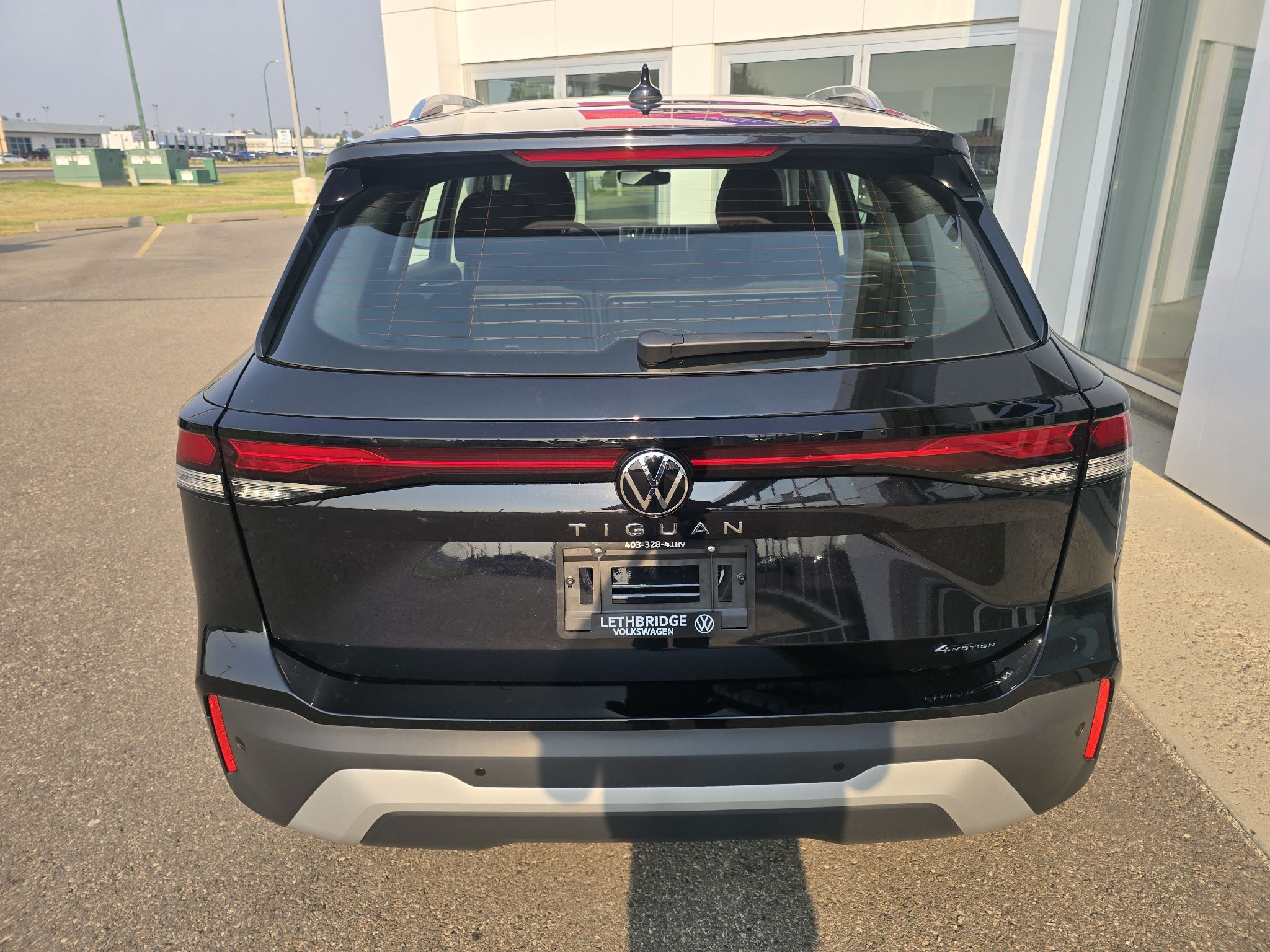 Photo 2026 Volkswagen Tiguan Trendline 4MOTION #4