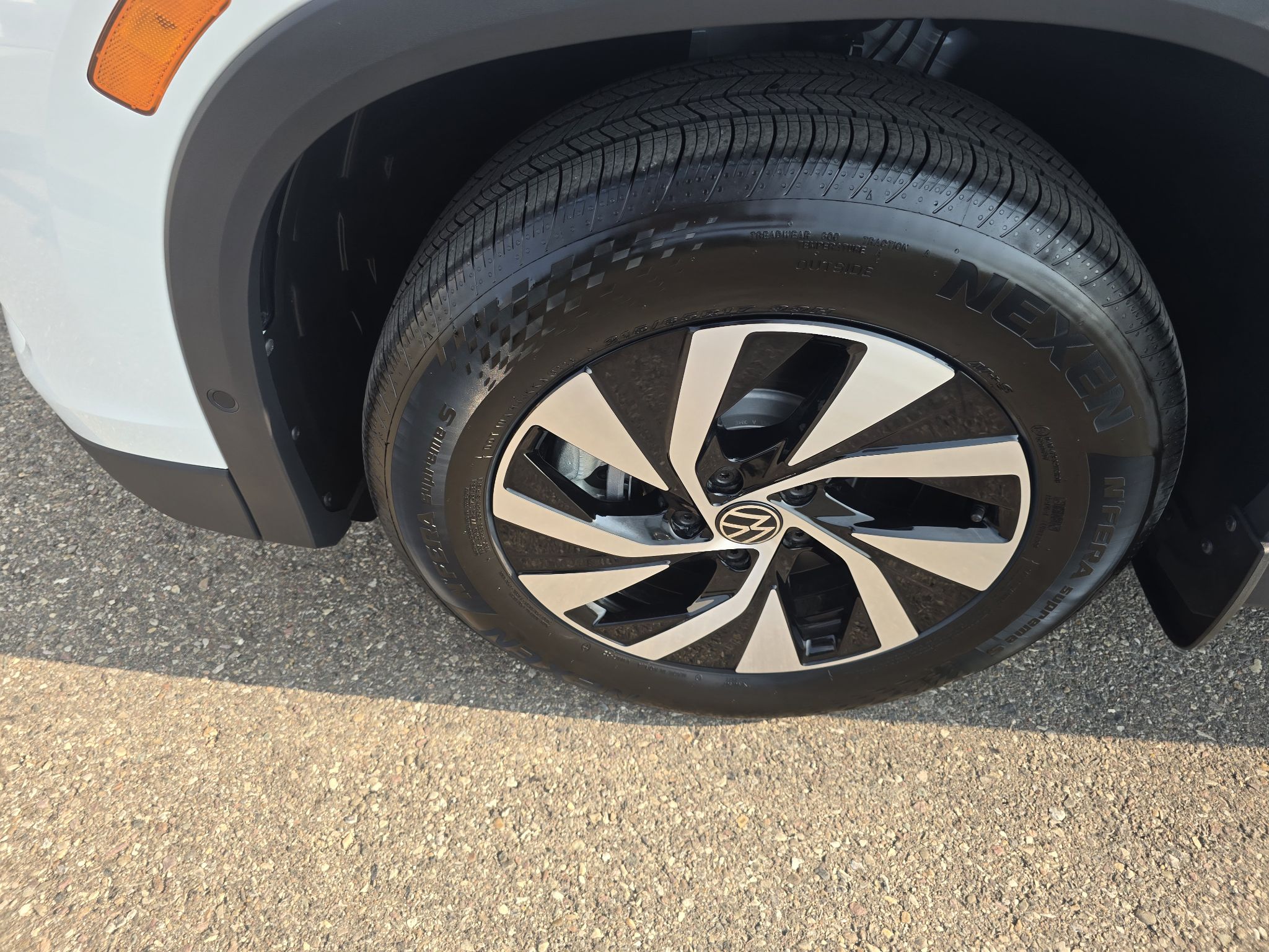 Photo 2026 Volkswagen Tiguan Trendline 4MOTION #7