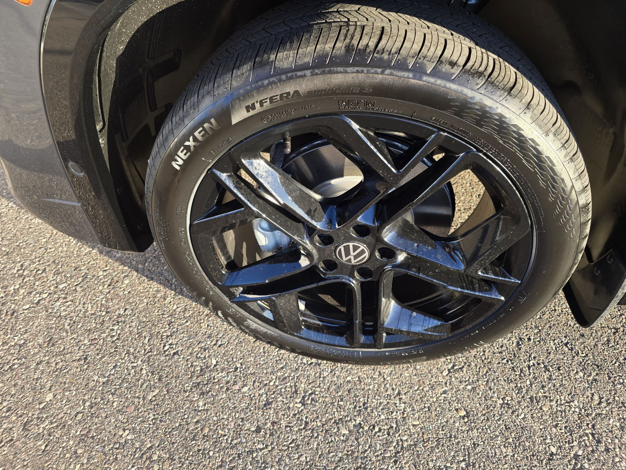 Photo 2026 Volkswagen Tiguan Comfortline R-Line Black Edition 4MOTION #8