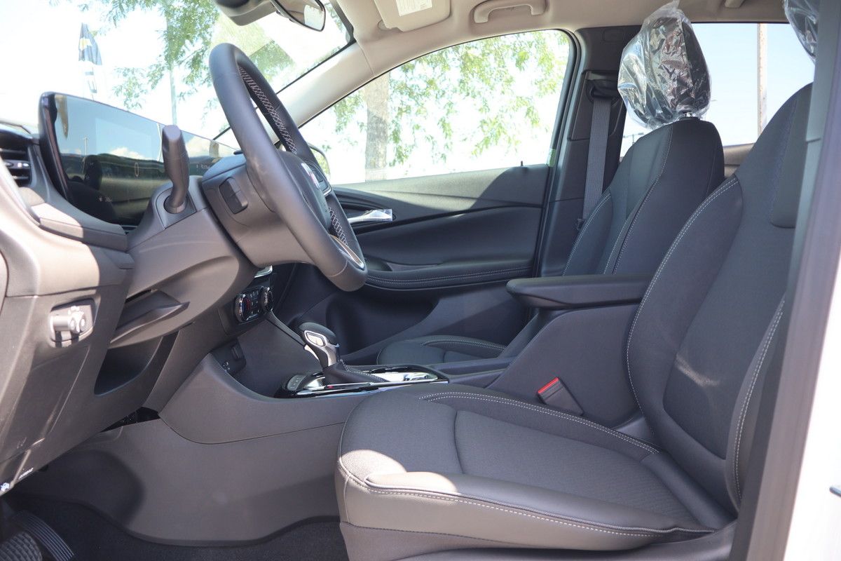 Photo Buick Encore GX Preferred 2026 #7