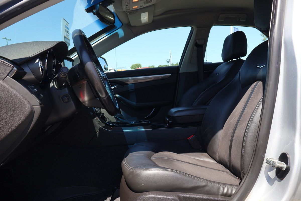 Photo 2011 Cadillac CTS-V Sedan #7