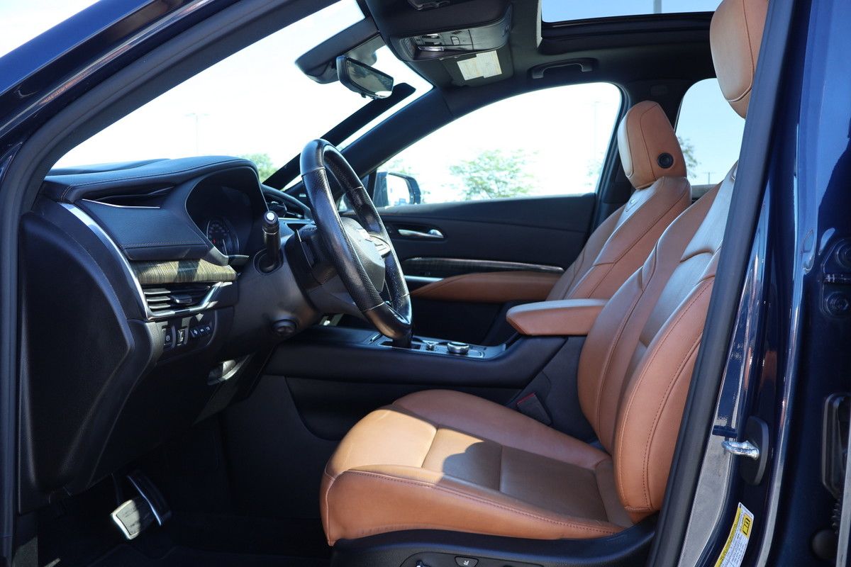 Photo 2020 Cadillac XT4 AWD Sport #7