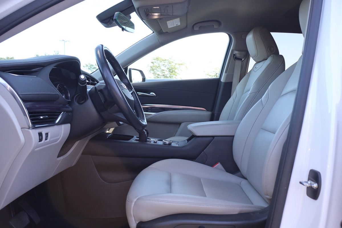 Photo Cadillac XT4 FWD Luxury 2022 #7
