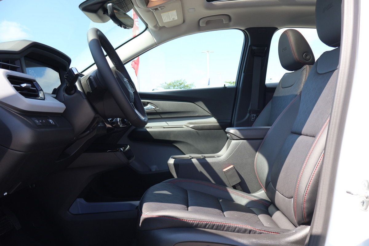 Photo Chevrolet Bolt RS 2027 #7