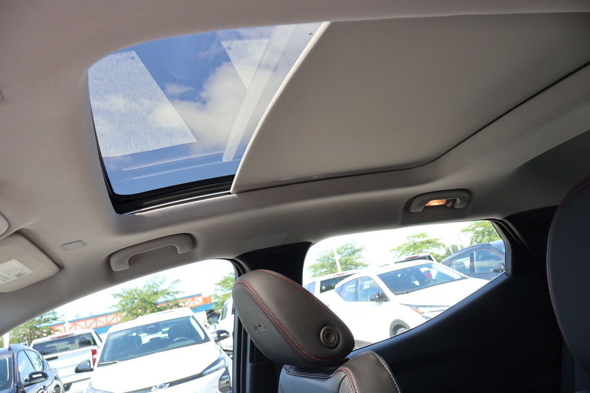 Photo Chevrolet Bolt RS 2027 #8