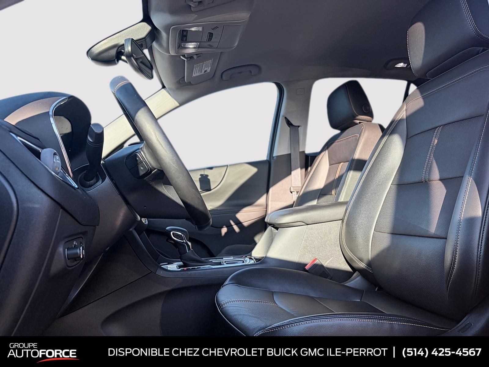 Photo 2024 Chevrolet Equinox Premier #8