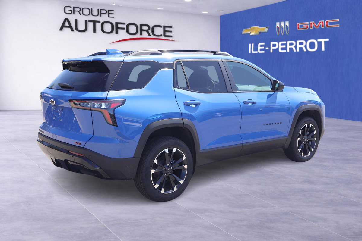 Photo Chevrolet Equinox RS 2027 #6