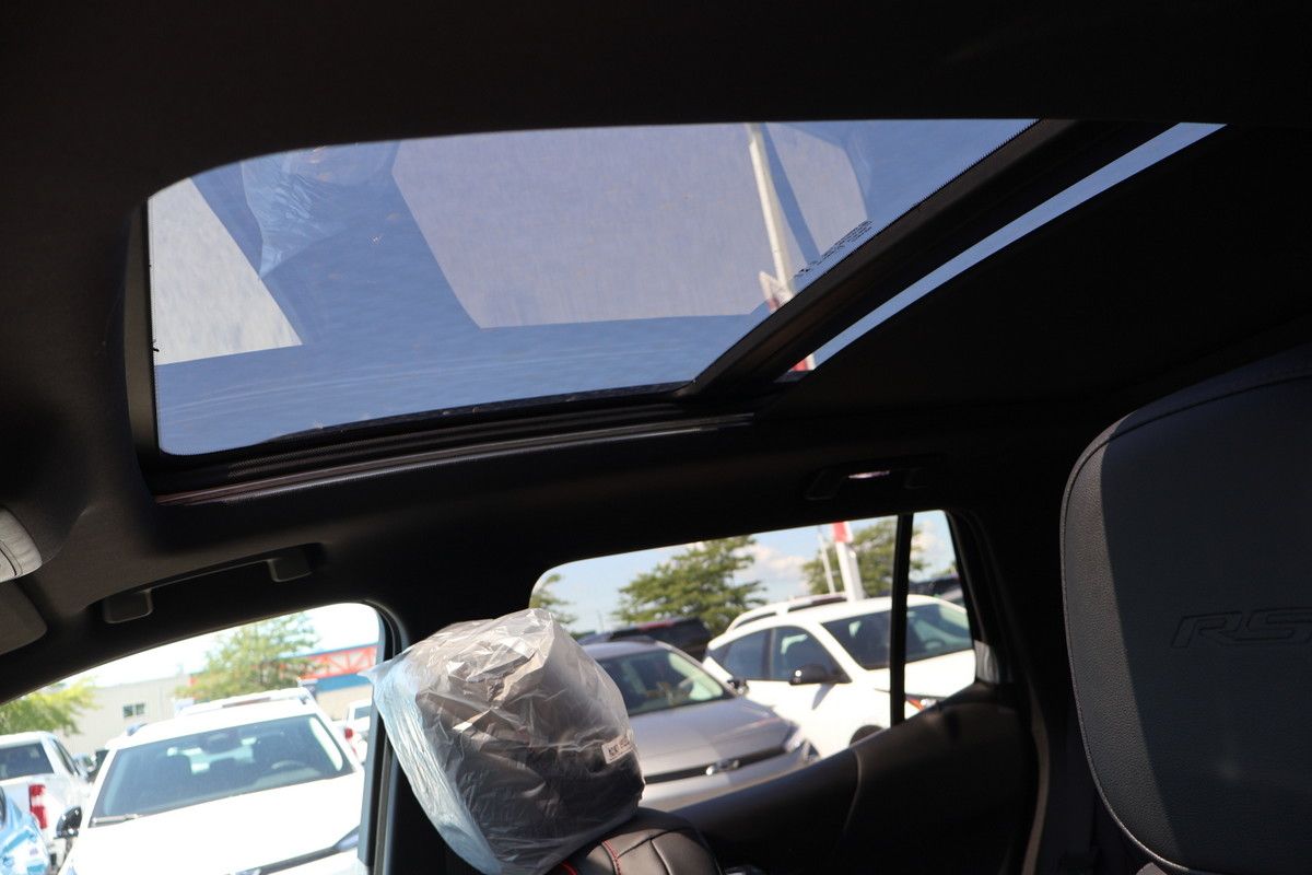 Photo Chevrolet Equinox RS 2027 #8