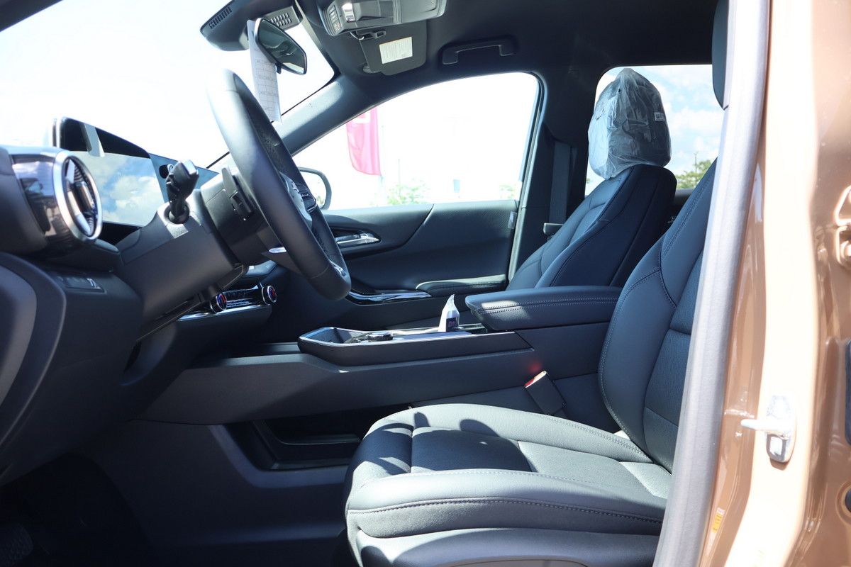 Photo Chevrolet Equinox LT 2027 #7