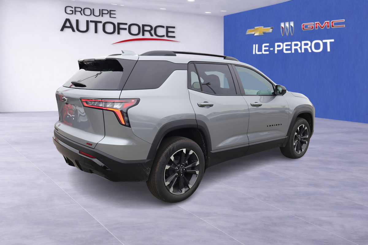 Photo Chevrolet Equinox RS 2027 #6