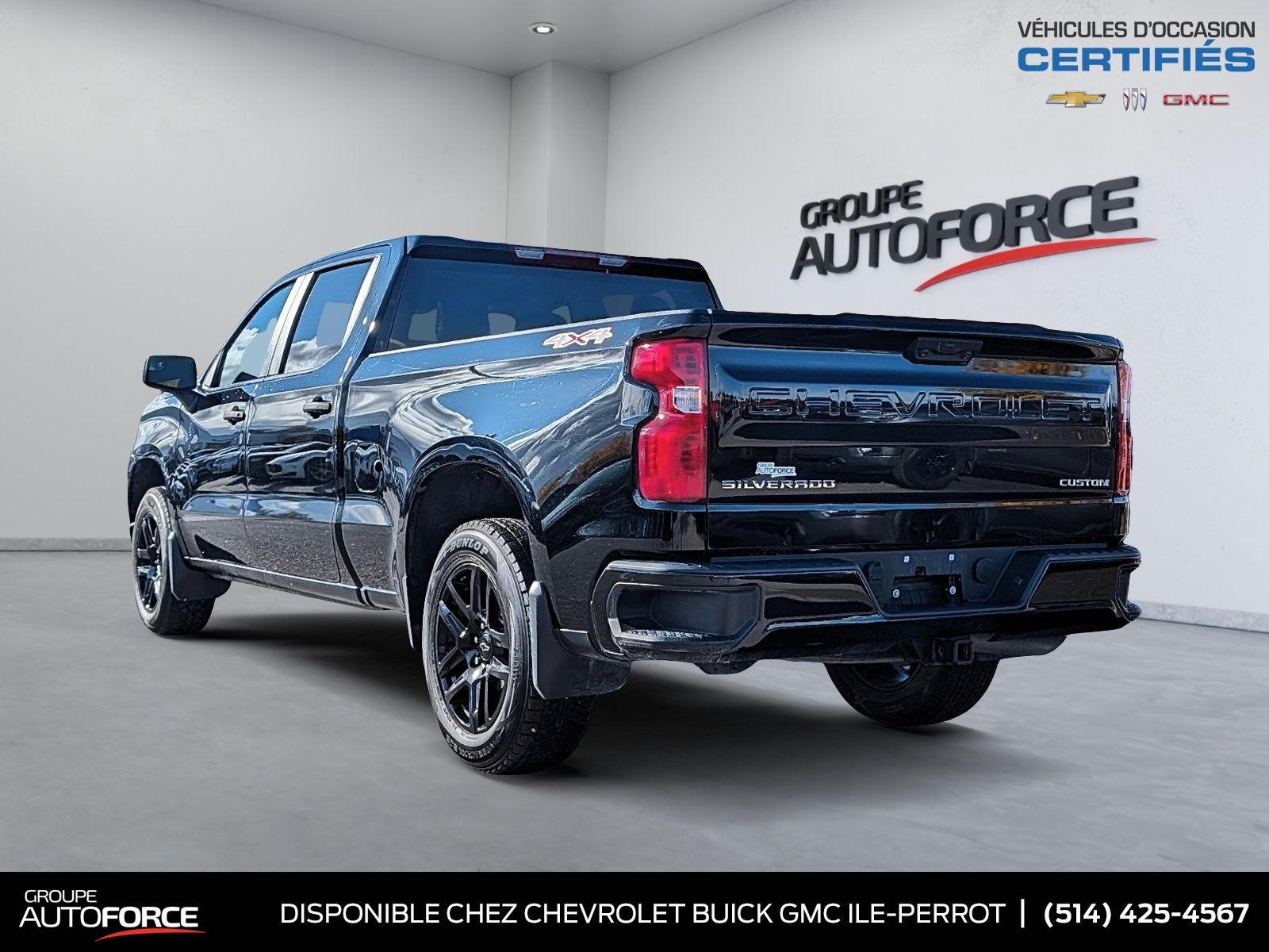 Photo Chevrolet Silverado 1500 custom 2024 #3