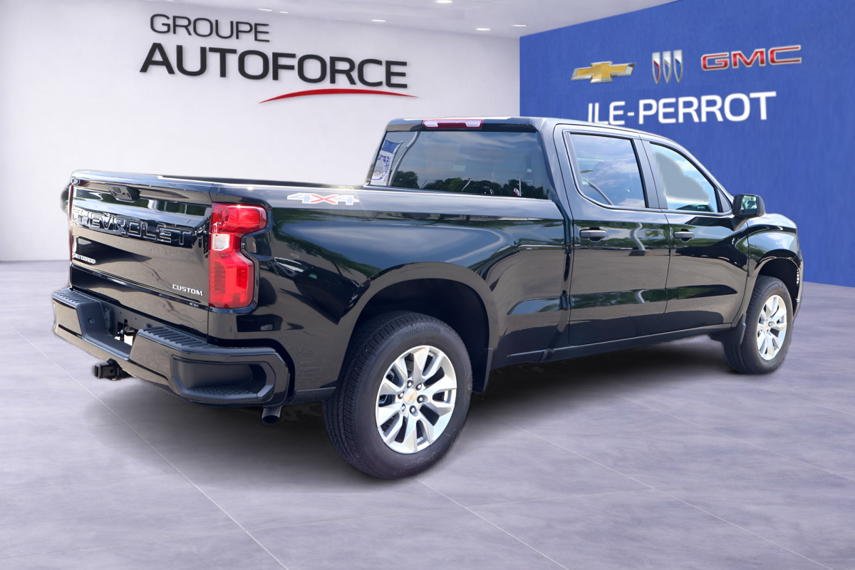 Photo Chevrolet Silverado 1500 Custom 2026 #6