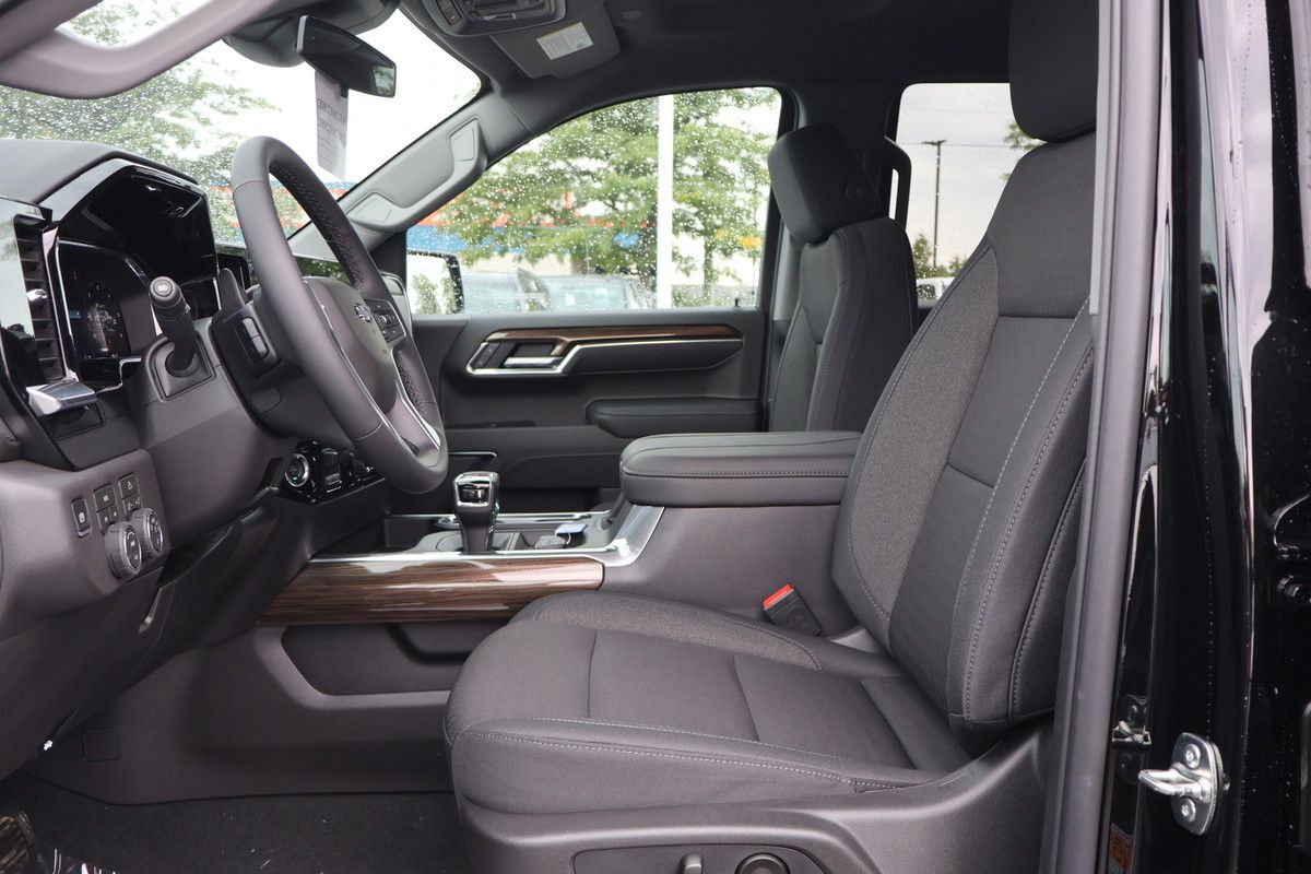 Photo 2026 Chevrolet Silverado 1500 RST #7