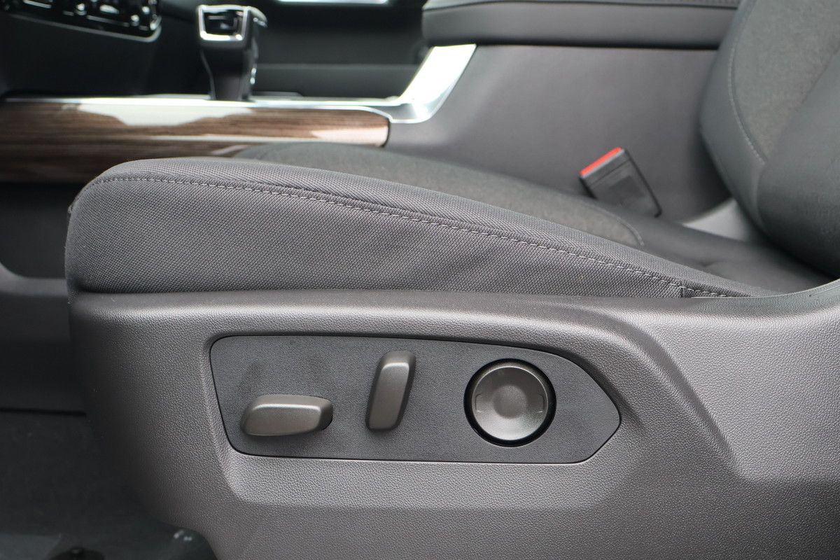 Photo Chevrolet Silverado 1500 RST 2026 #8
