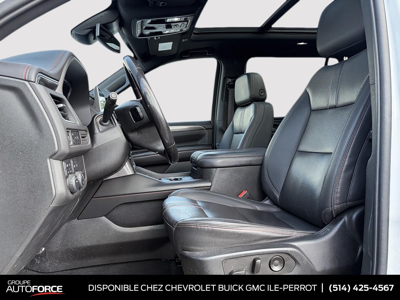 Photo Chevrolet Suburban RST 2023 #8