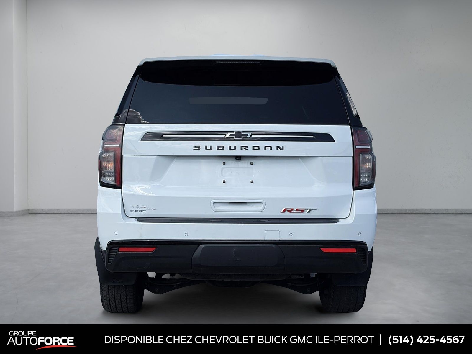 Photo Chevrolet Suburban RST 2023 #5