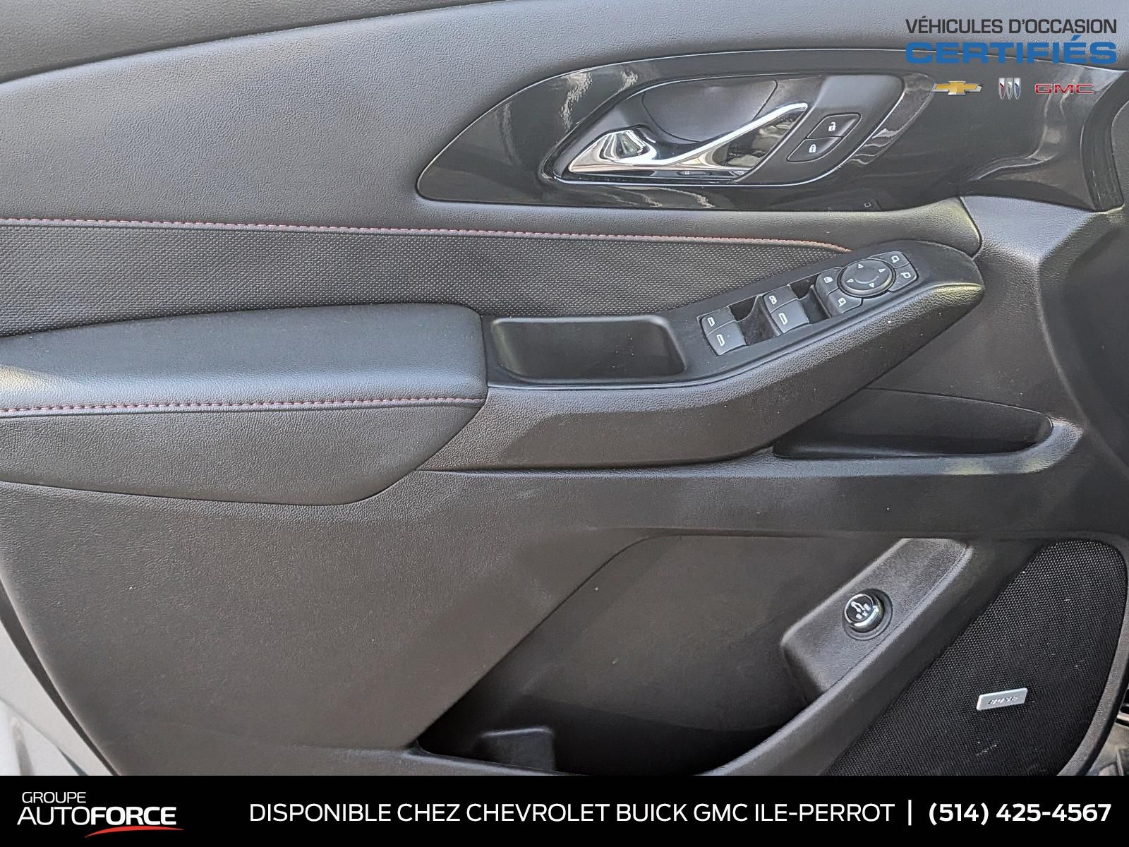 Photo 2023 Chevrolet Traverse RS #6