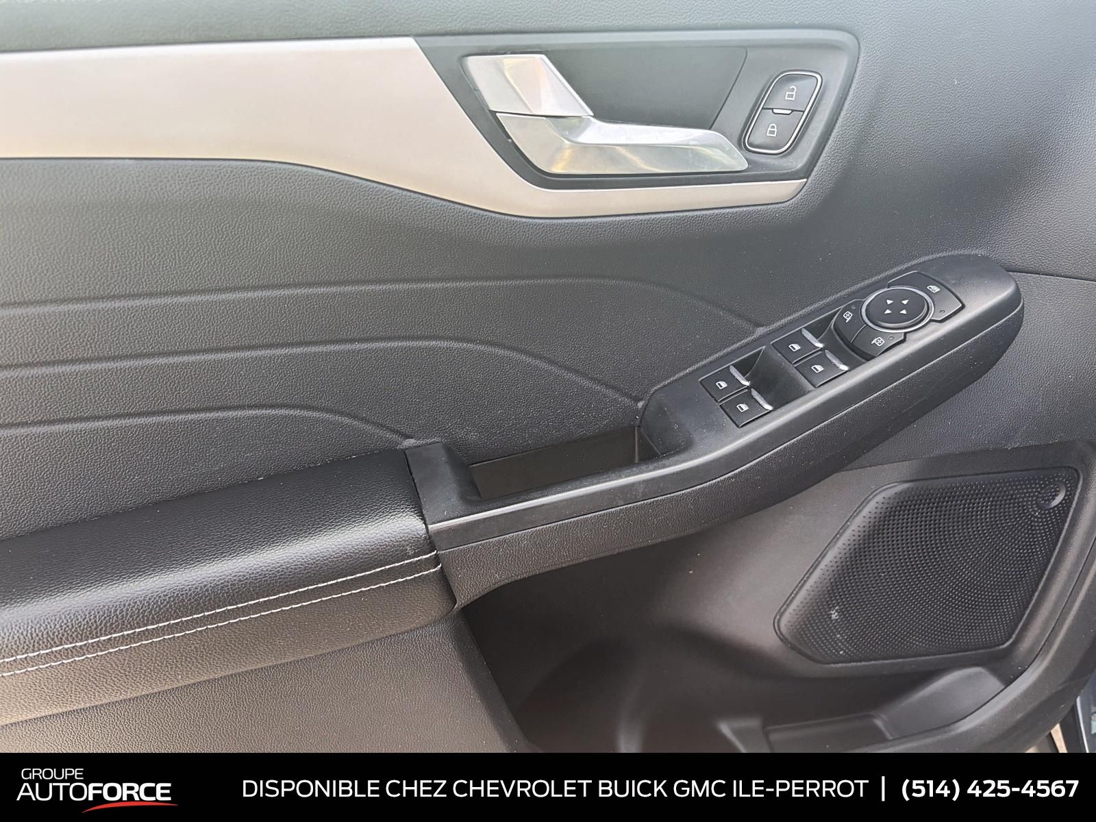 Photo Ford Escape SEL HYBRID 2022 #7