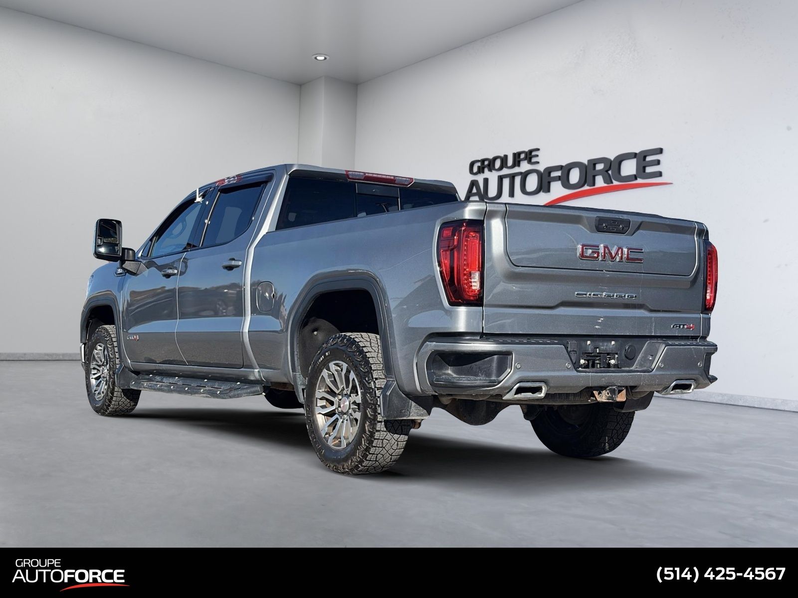 Photo 2023 GMC Sierra 1500 AT4 #4