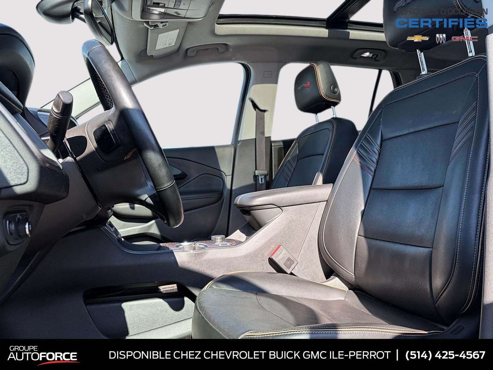 Photo 2023 GMC Terrain AT4 #8