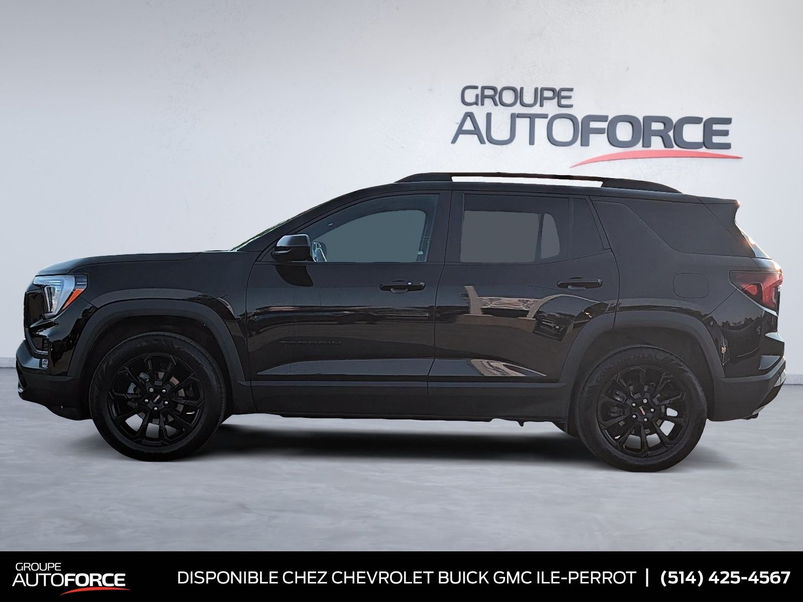 Photo 2026 GMC Terrain AWD Elevation #5