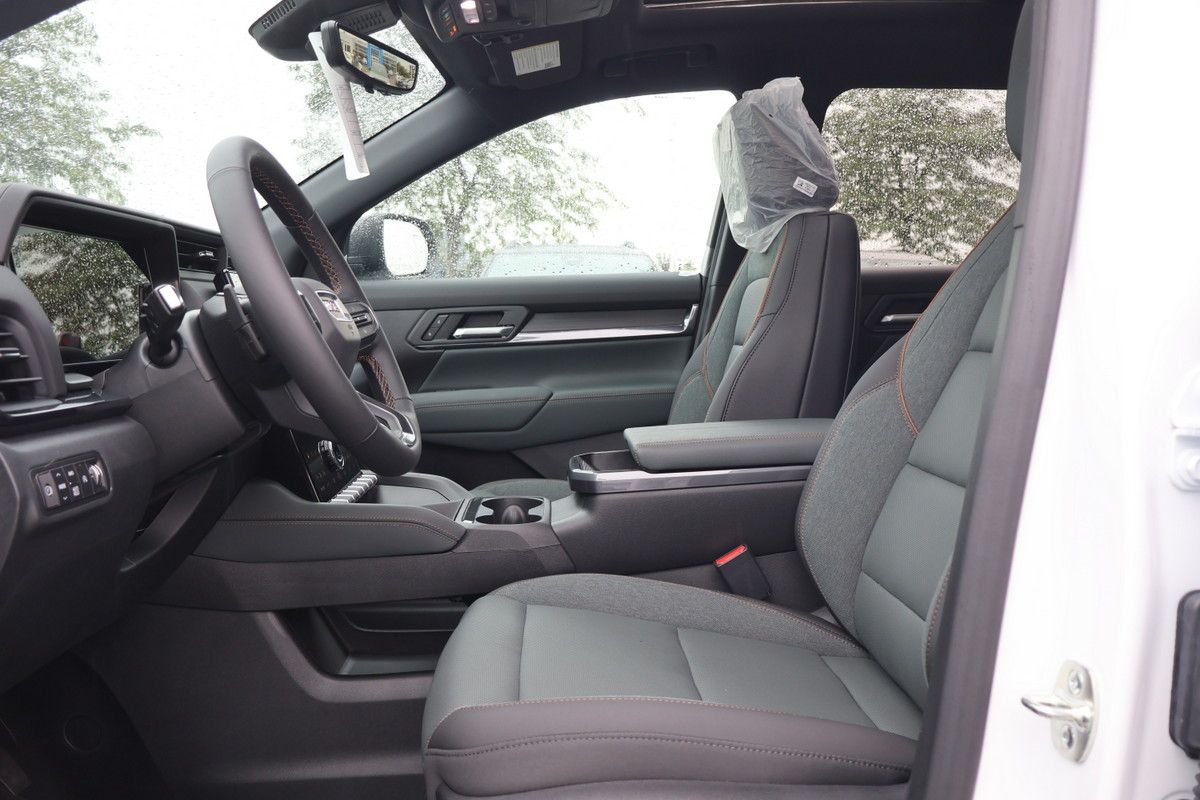 Photo GMC Terrain AT4 2027 #7