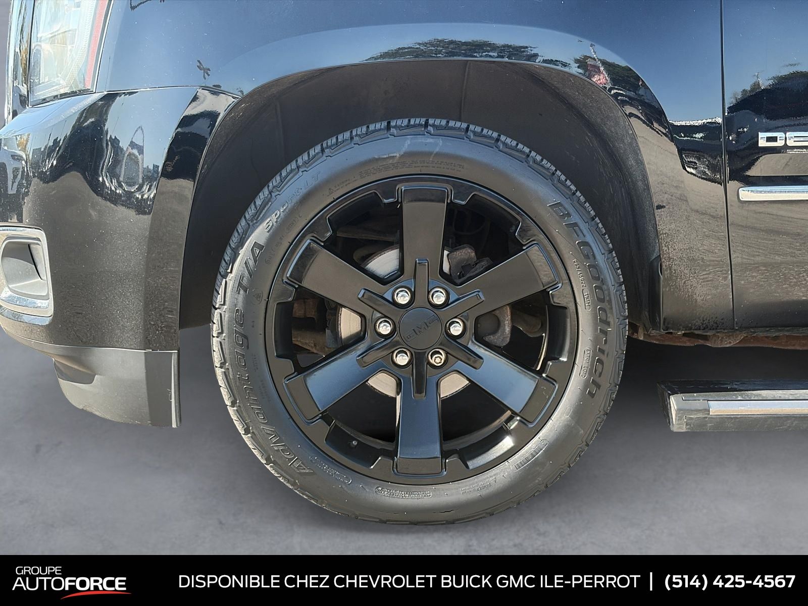 Photo GMC Yukon XL DENALI 2017 #6