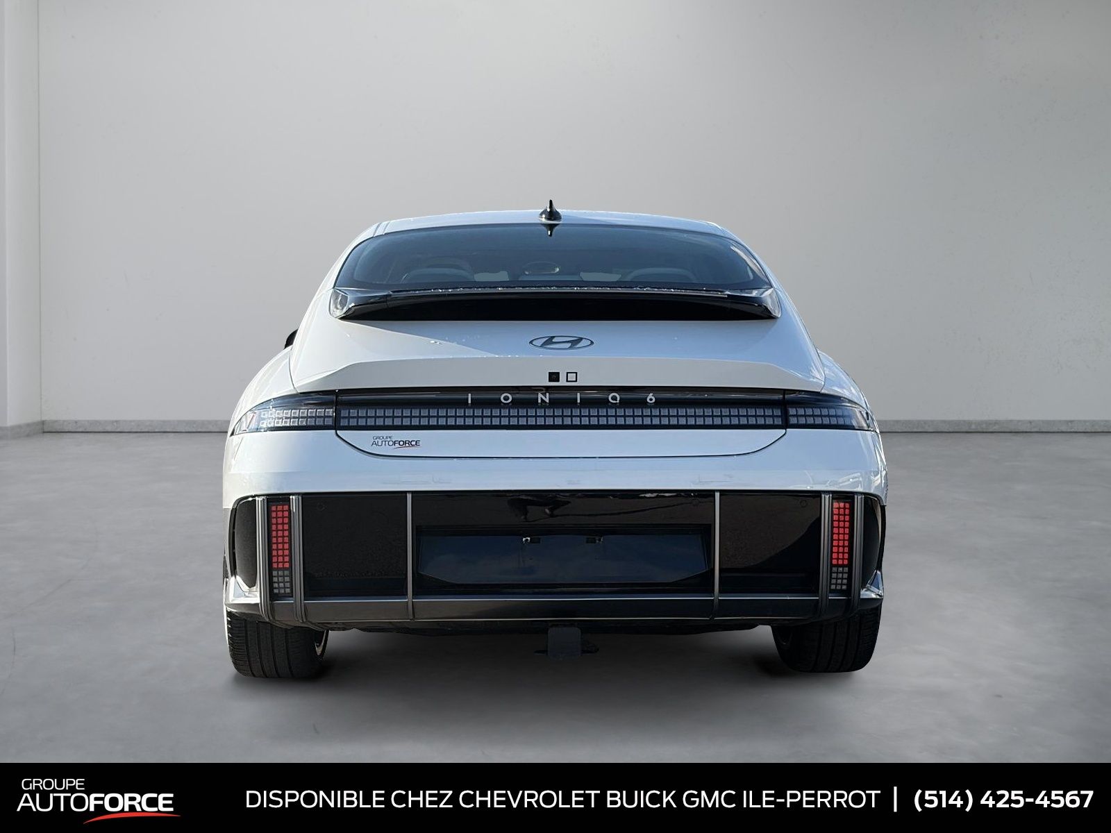Photo 2024 Hyundai IONIQ 6 ULTIMATE #5