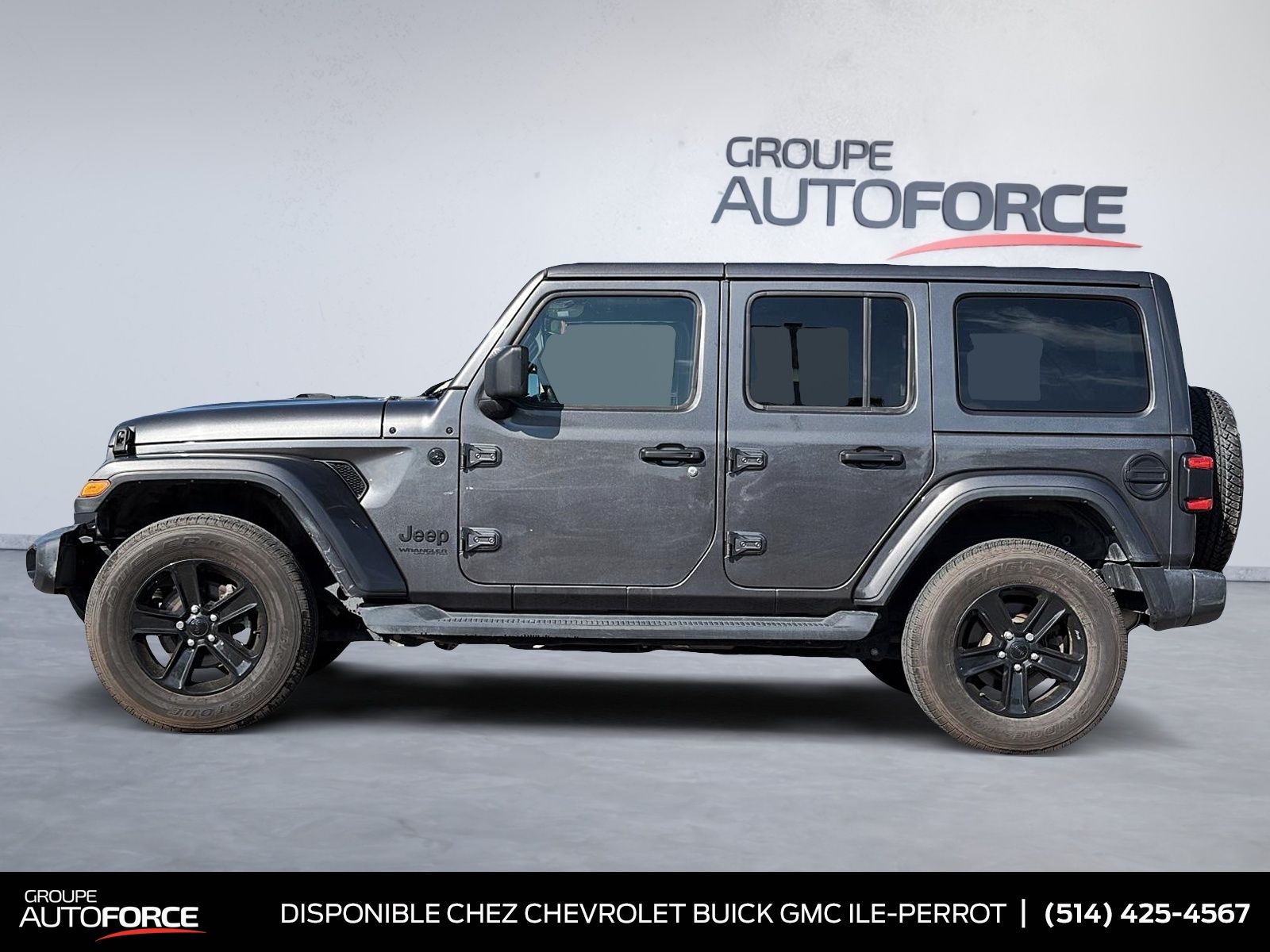 Photo 2022 Jeep Wrangler Unlimited Sahara Altitude #3