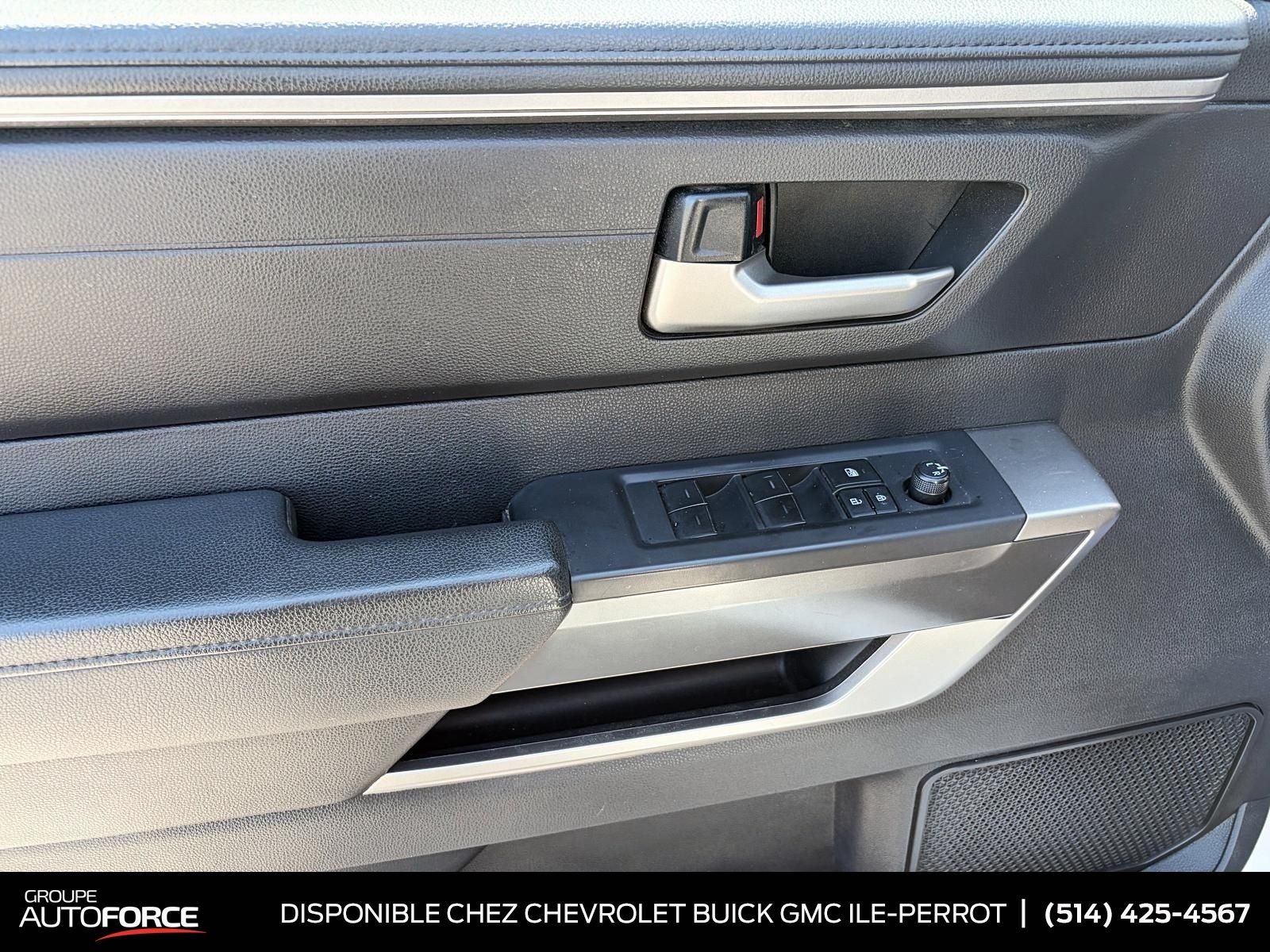 Photo 2022 Toyota Tundra SR #8