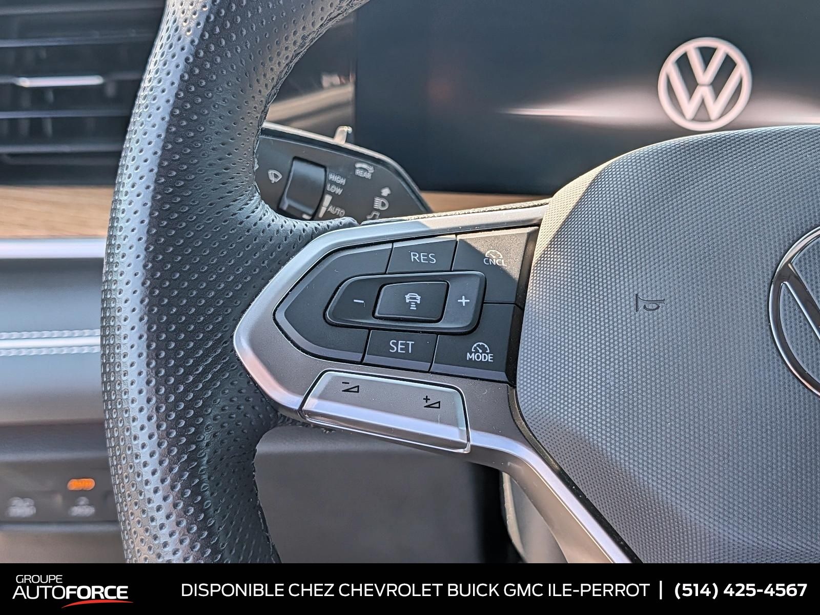 Photo Volkswagen Tiguan Highline R-Line 2025 #8