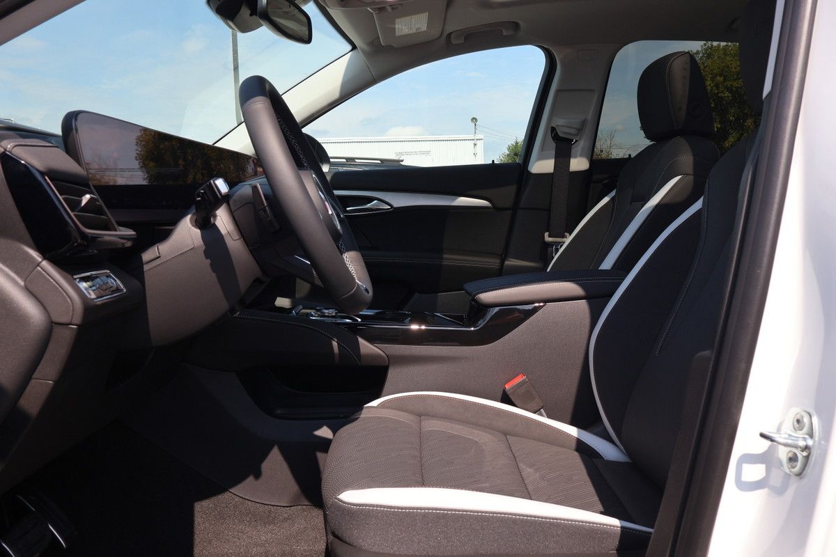 Photo 2026 Buick Envision Sport Touring #7