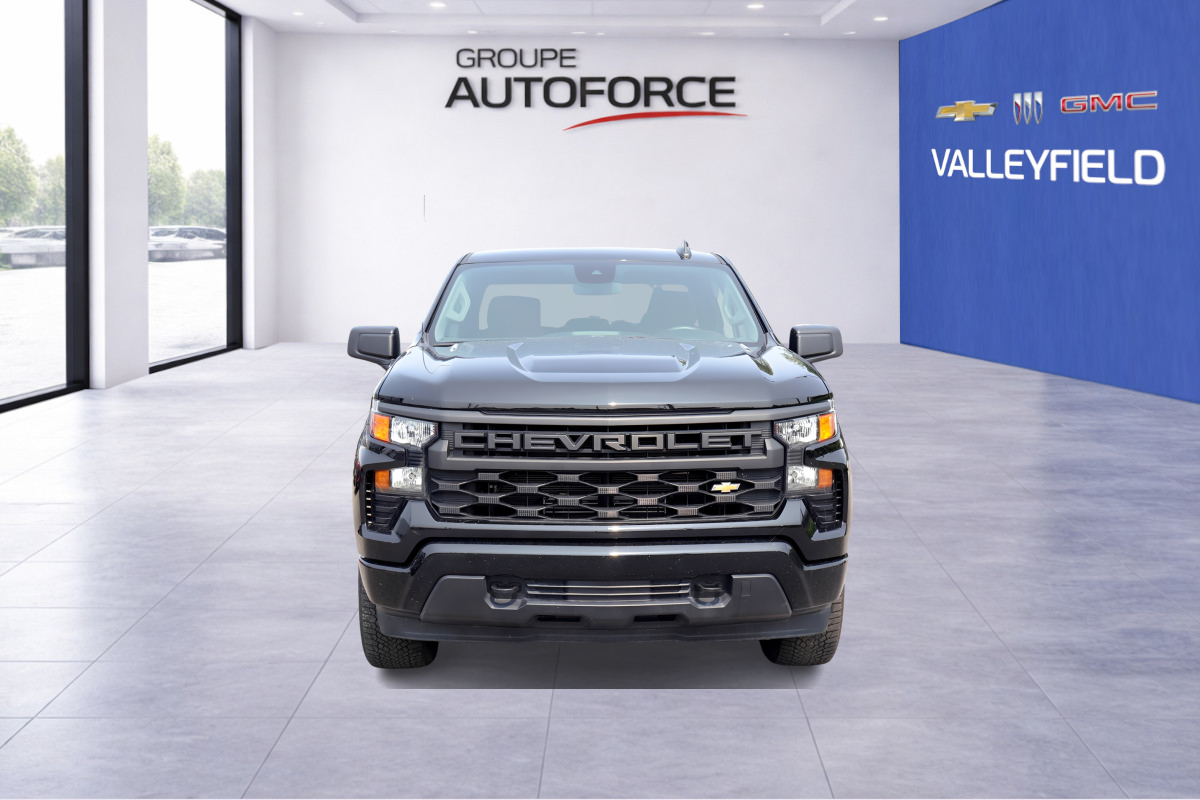 Photo Chevrolet Silverado 1500 Custom 2026 #2