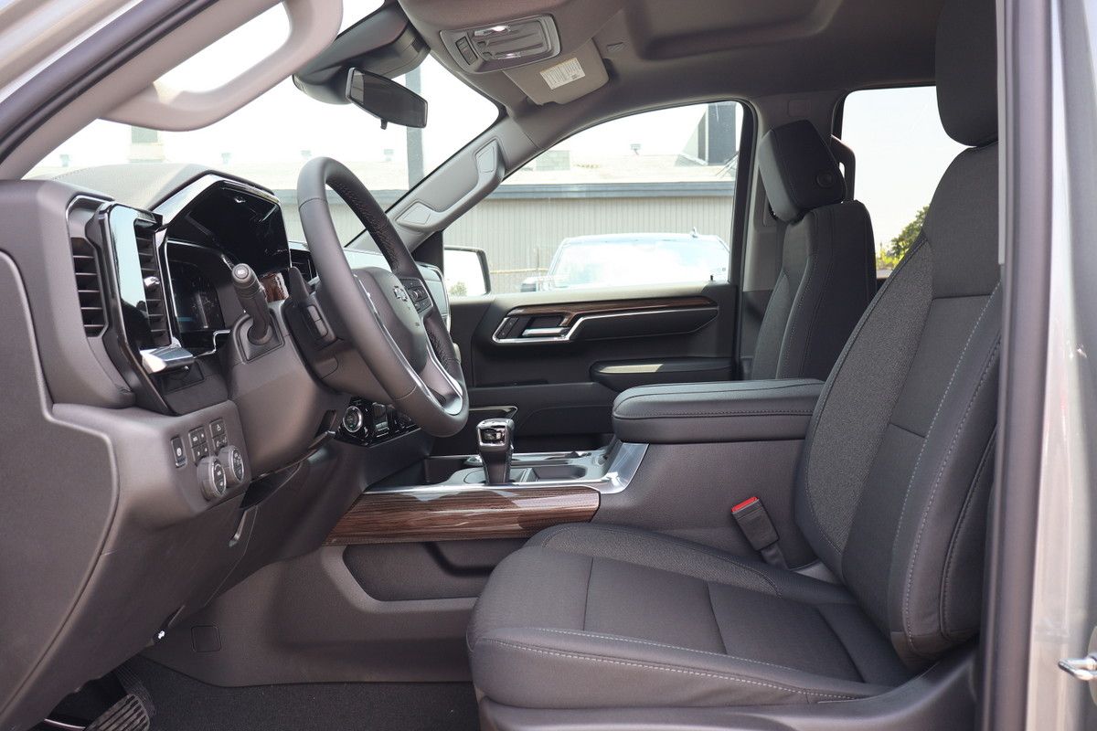 Photo Chevrolet Silverado 1500 RST 2026 #7
