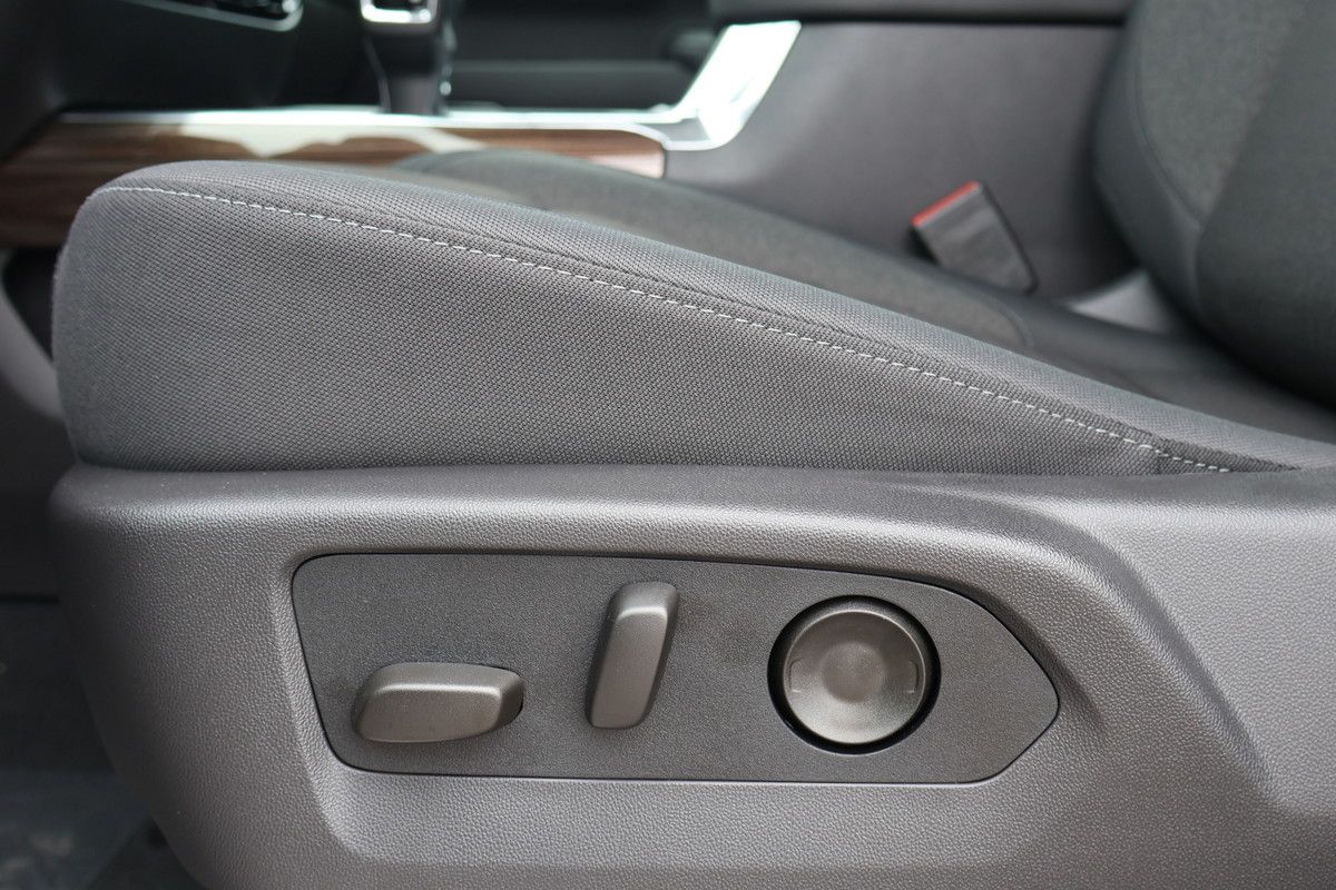 Photo 2026 Chevrolet Silverado 1500 RST #8