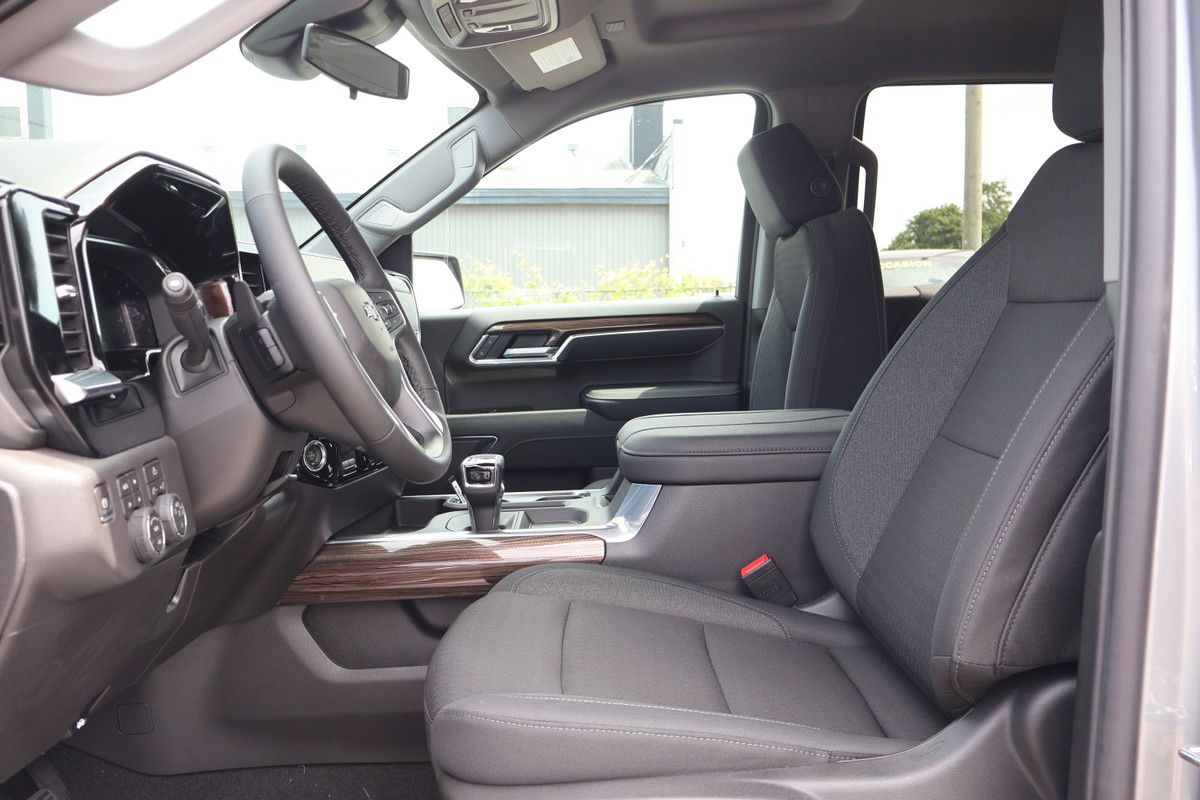 Photo Chevrolet Silverado 1500 RST 2026 #7