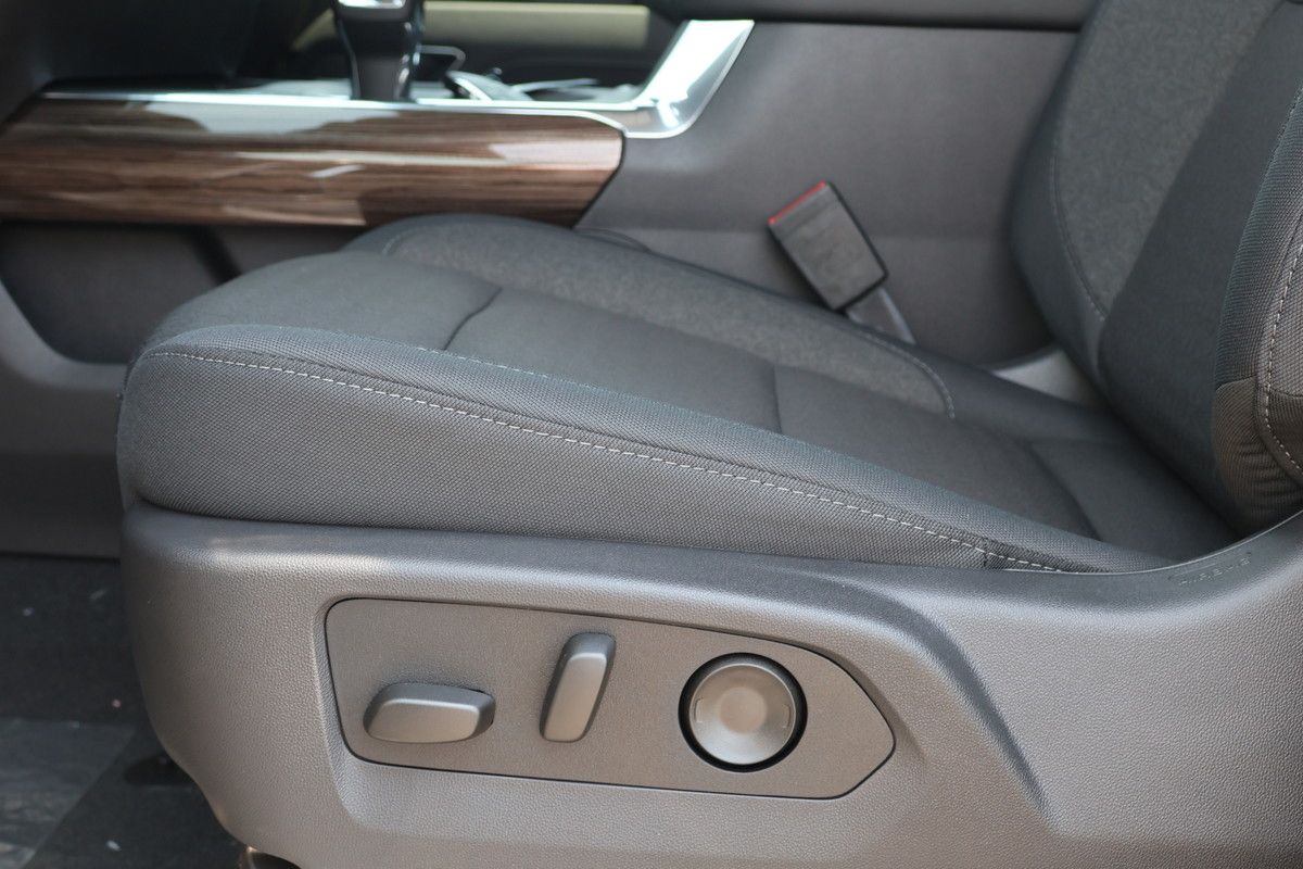 Photo Chevrolet Silverado 1500 RST 2026 #8