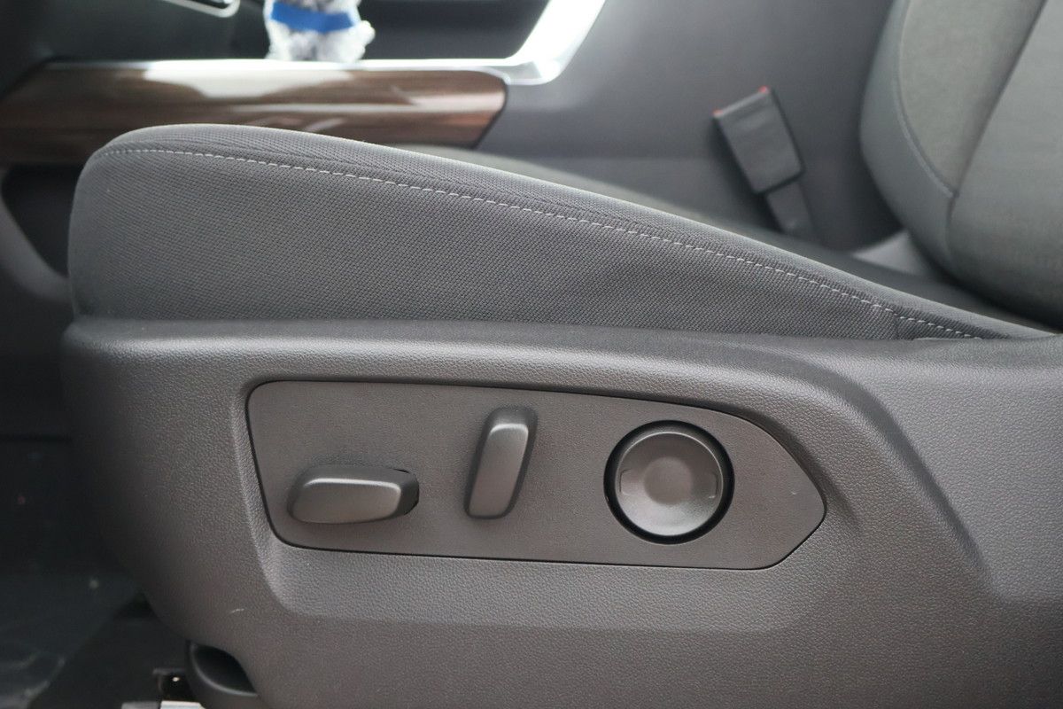 Photo 2026 Chevrolet Silverado 1500 RST #8