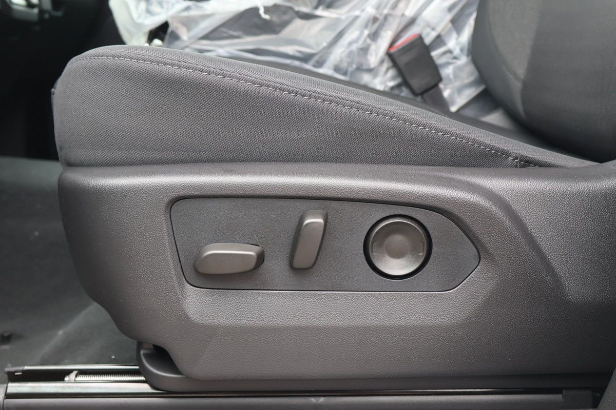 Photo 2026 Chevrolet Silverado 1500 Custom #8